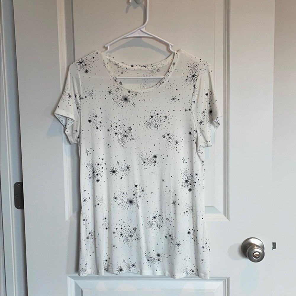 Black and white star patterned Tee